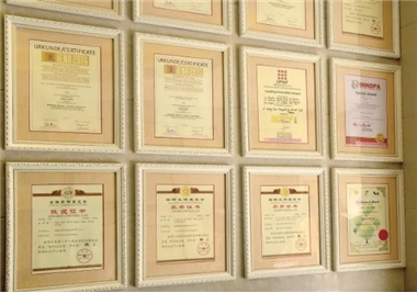 币游·国际(中国游)官方网站科技“黄燕霞劳模创新工作室”喜获宜宾市总工会定名